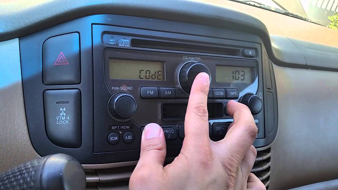 Error de código de radio del piloto de Ford 2005